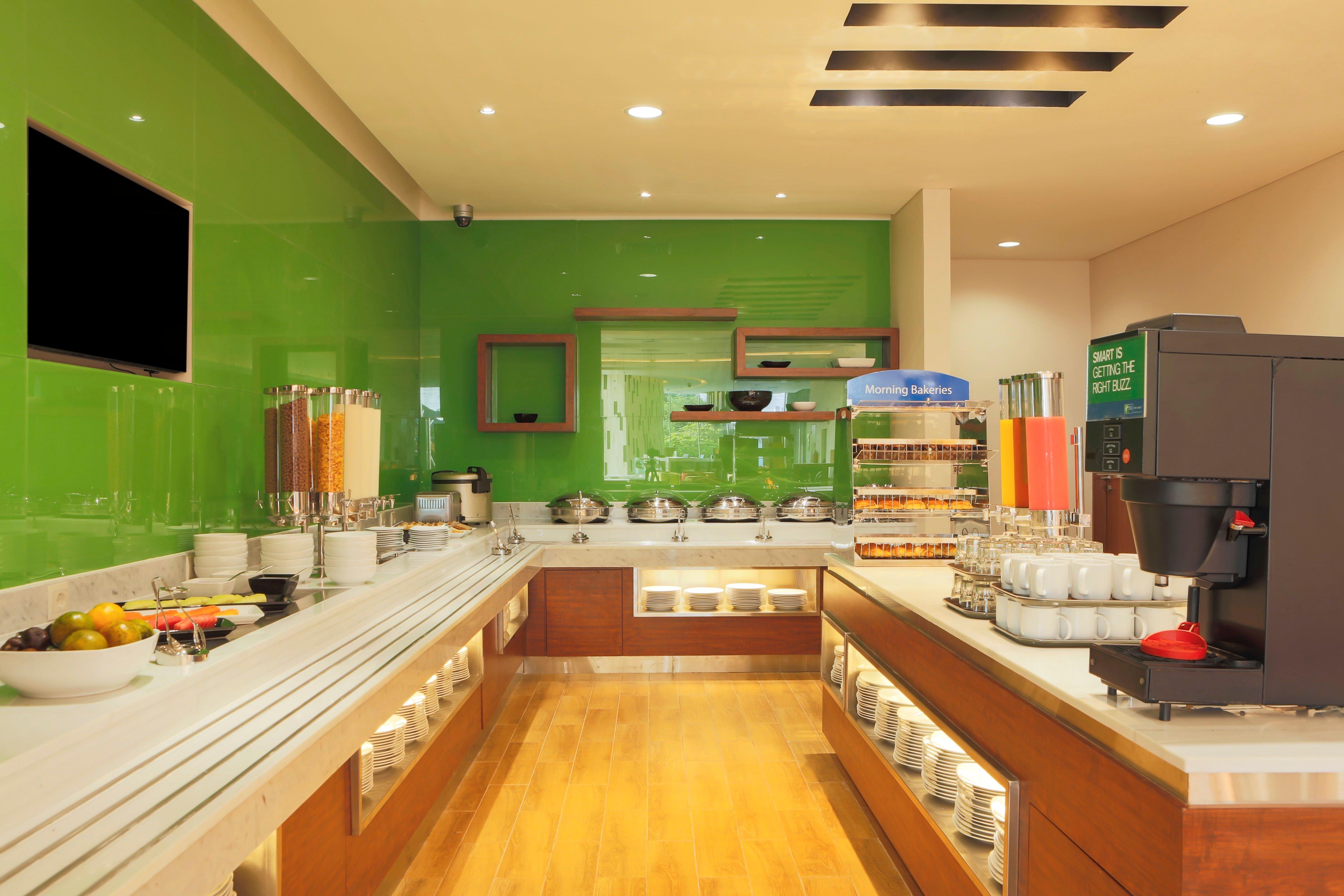 Holiday Inn Express Semarang Simpang Lima By Ihg Exterior photo