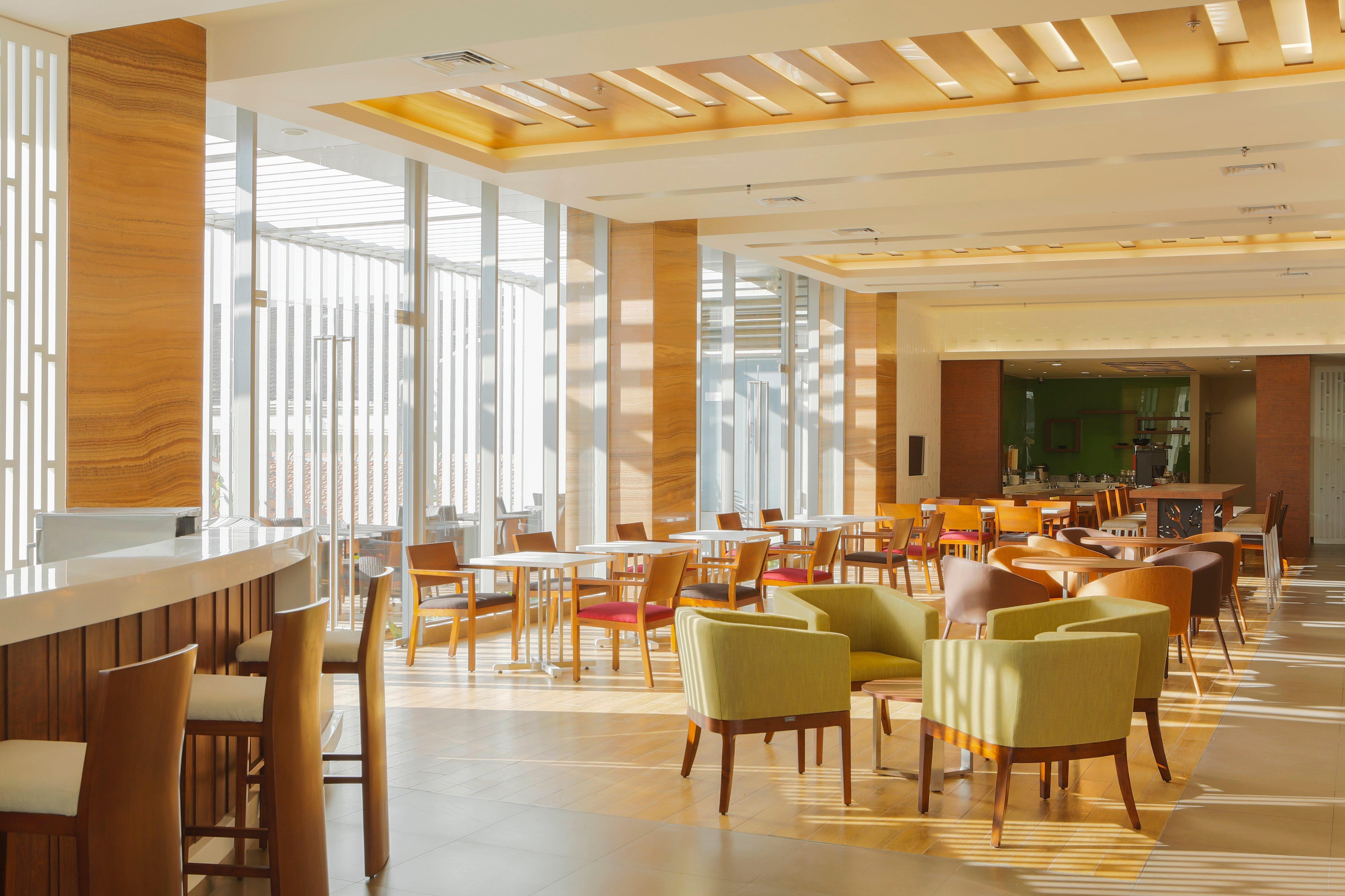 Holiday Inn Express Semarang Simpang Lima By Ihg Exterior photo