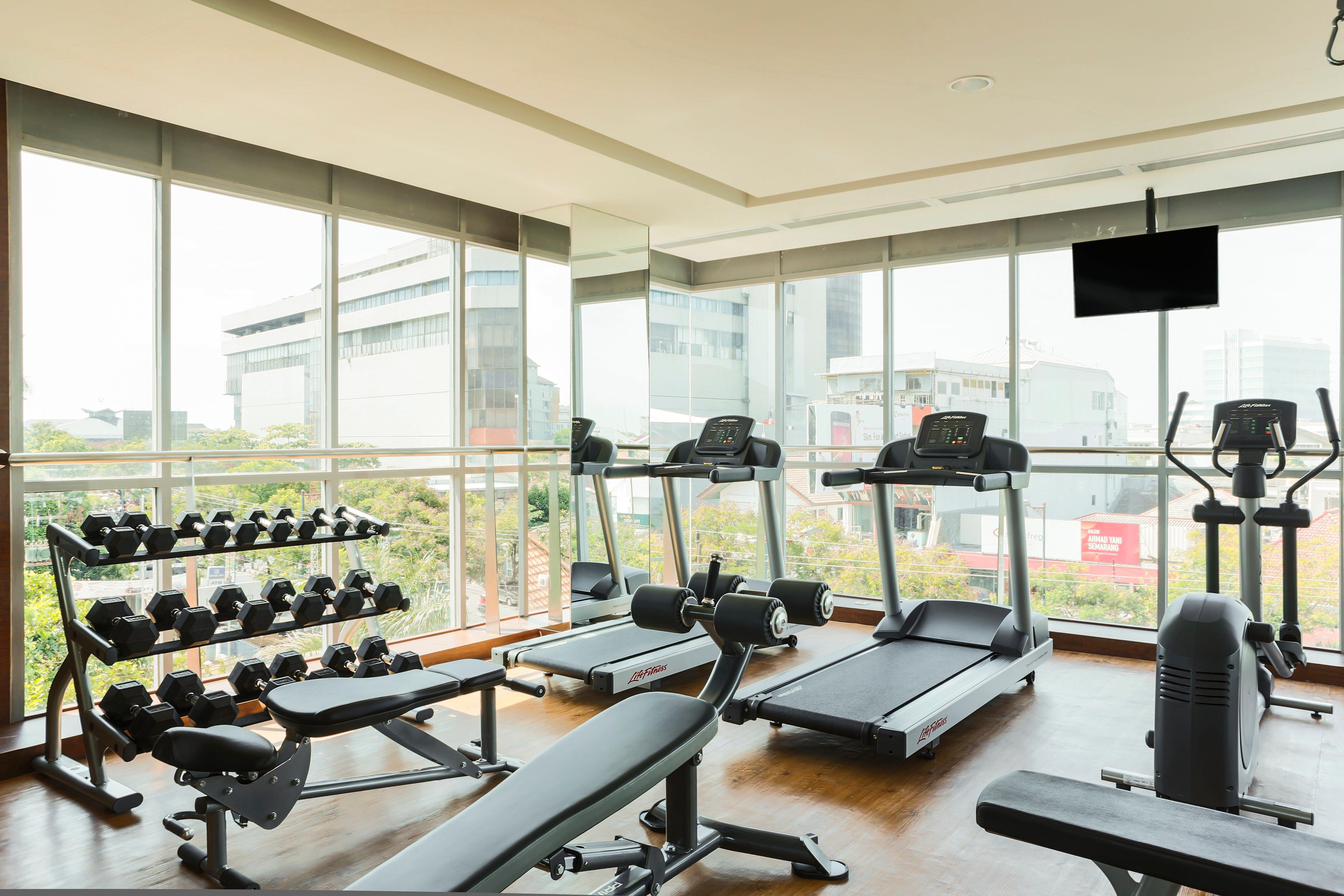 Holiday Inn Express Semarang Simpang Lima By Ihg Exterior photo