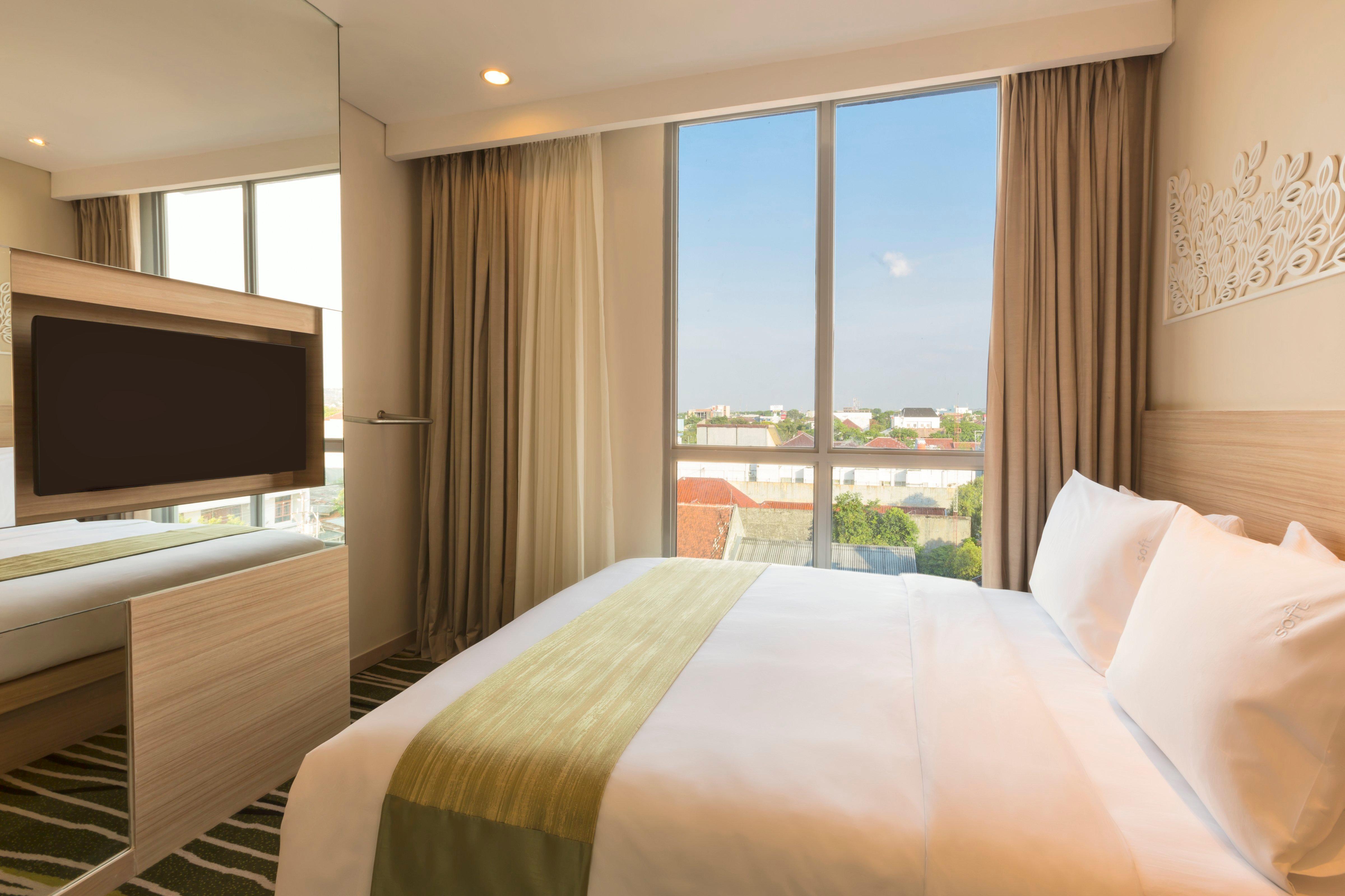 Holiday Inn Express Semarang Simpang Lima By Ihg Exterior photo