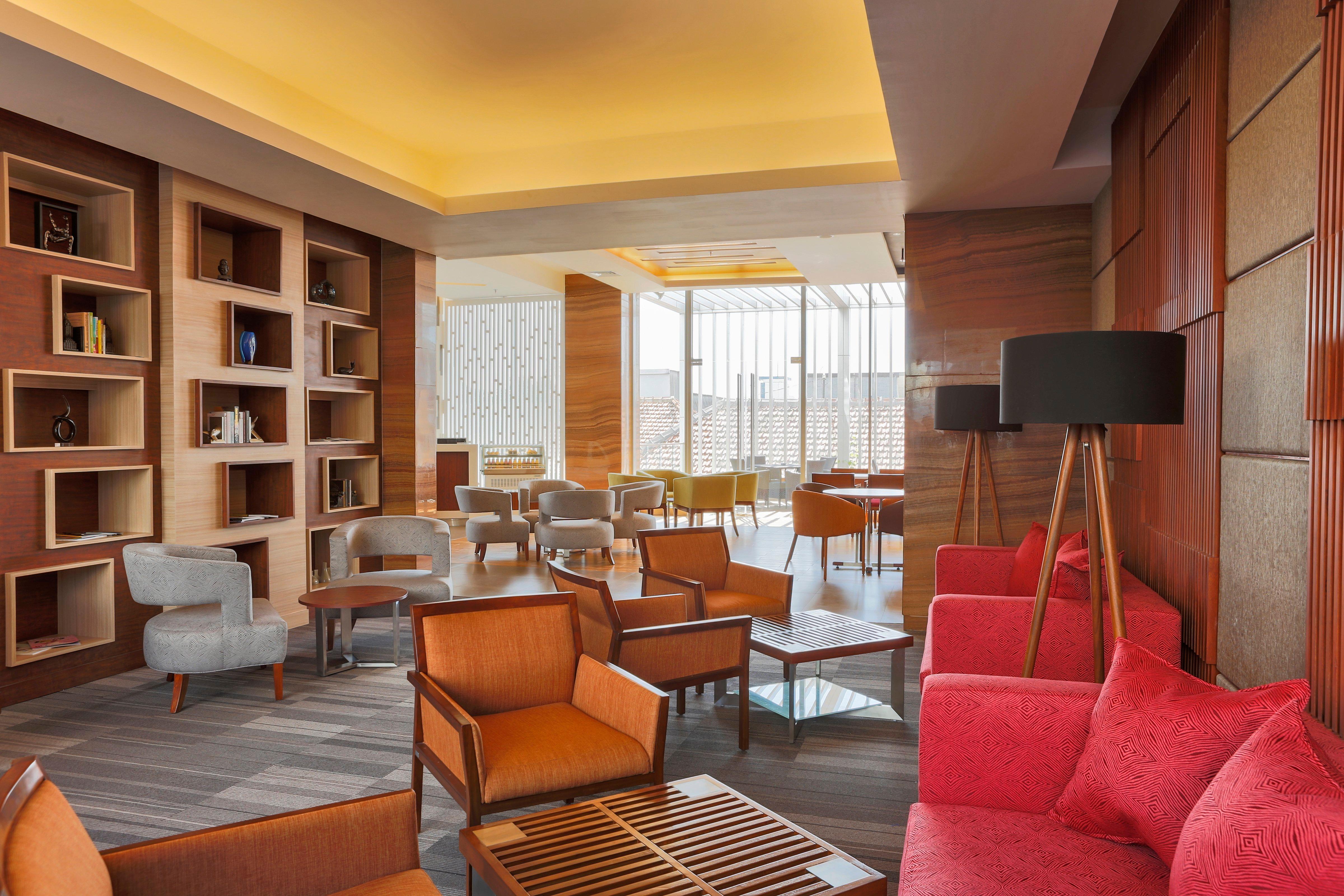 Holiday Inn Express Semarang Simpang Lima By Ihg Exterior photo