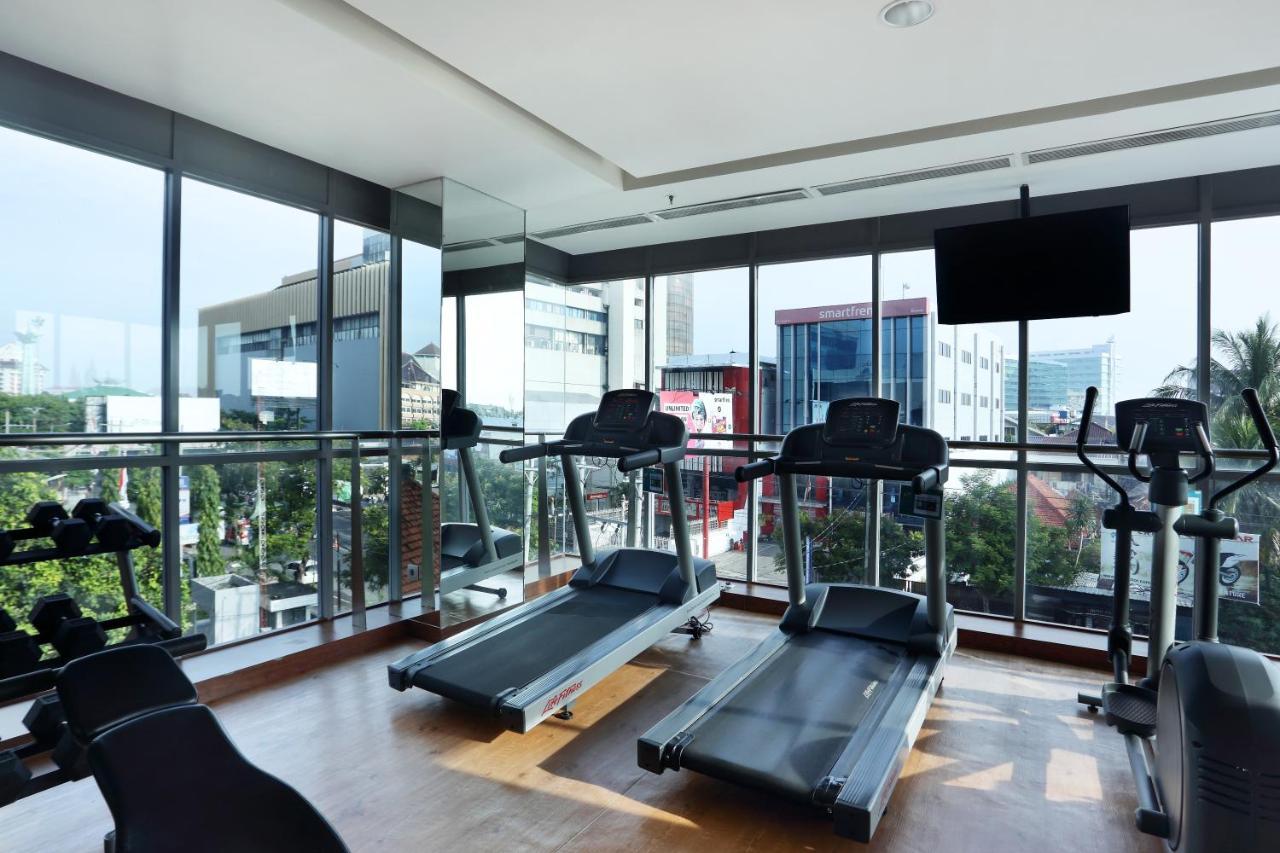Holiday Inn Express Semarang Simpang Lima By Ihg Exterior photo