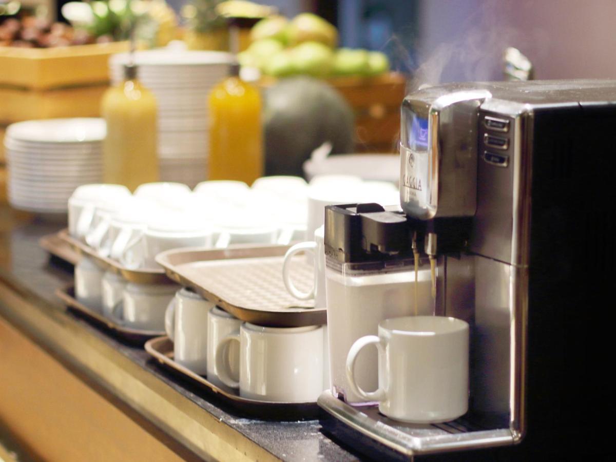 Holiday Inn Express Semarang Simpang Lima By Ihg Exterior photo